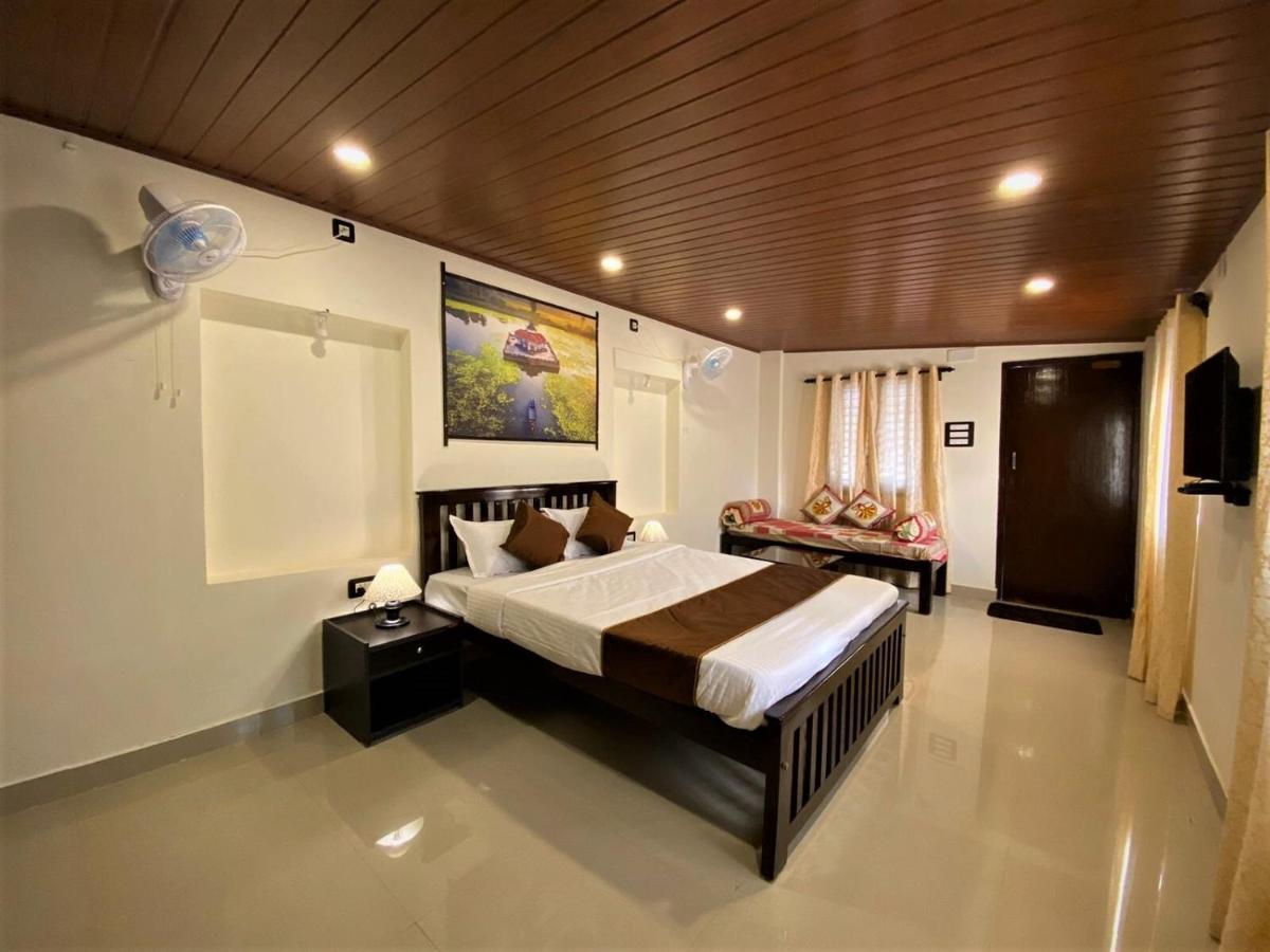 Udupi Inn Екстер'єр фото