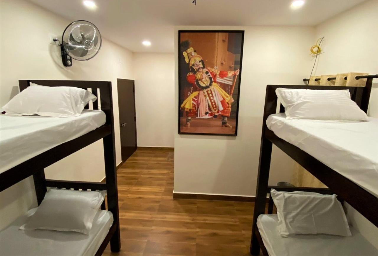 Udupi Inn Екстер'єр фото